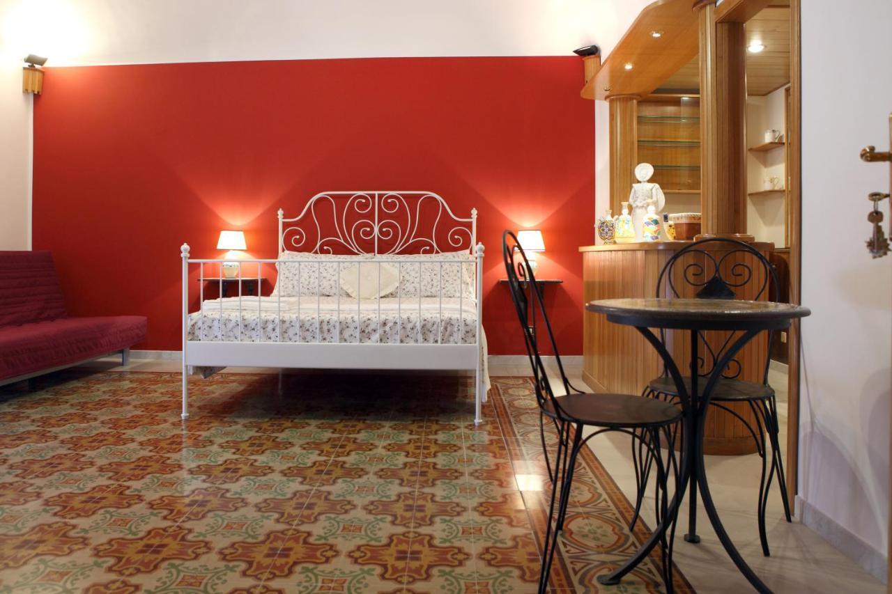 B&B Maia House Santo Stefano di Camastra Zewnętrze zdjęcie