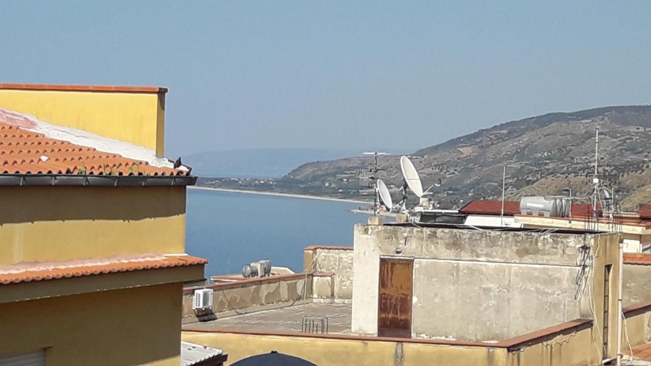 B&B Maia House Santo Stefano di Camastra Zewnętrze zdjęcie